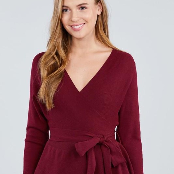 3/4 Sleeve V Neck Wrapped Waist Band Sweater - Picture 4 of 4